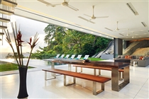 10. Villa Amanzi Kamala   Open space dining area